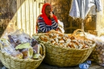 bread-vendor